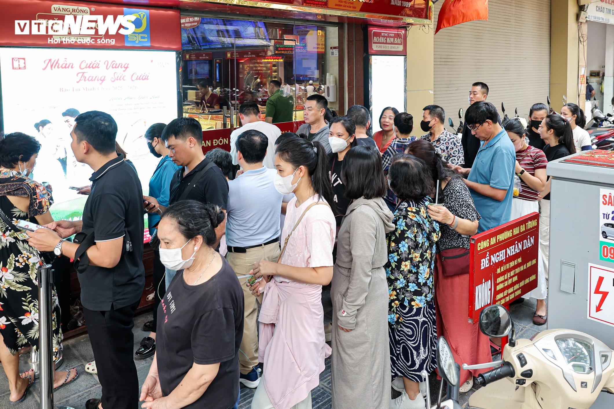 Bao Tin Minh Chau anh 2