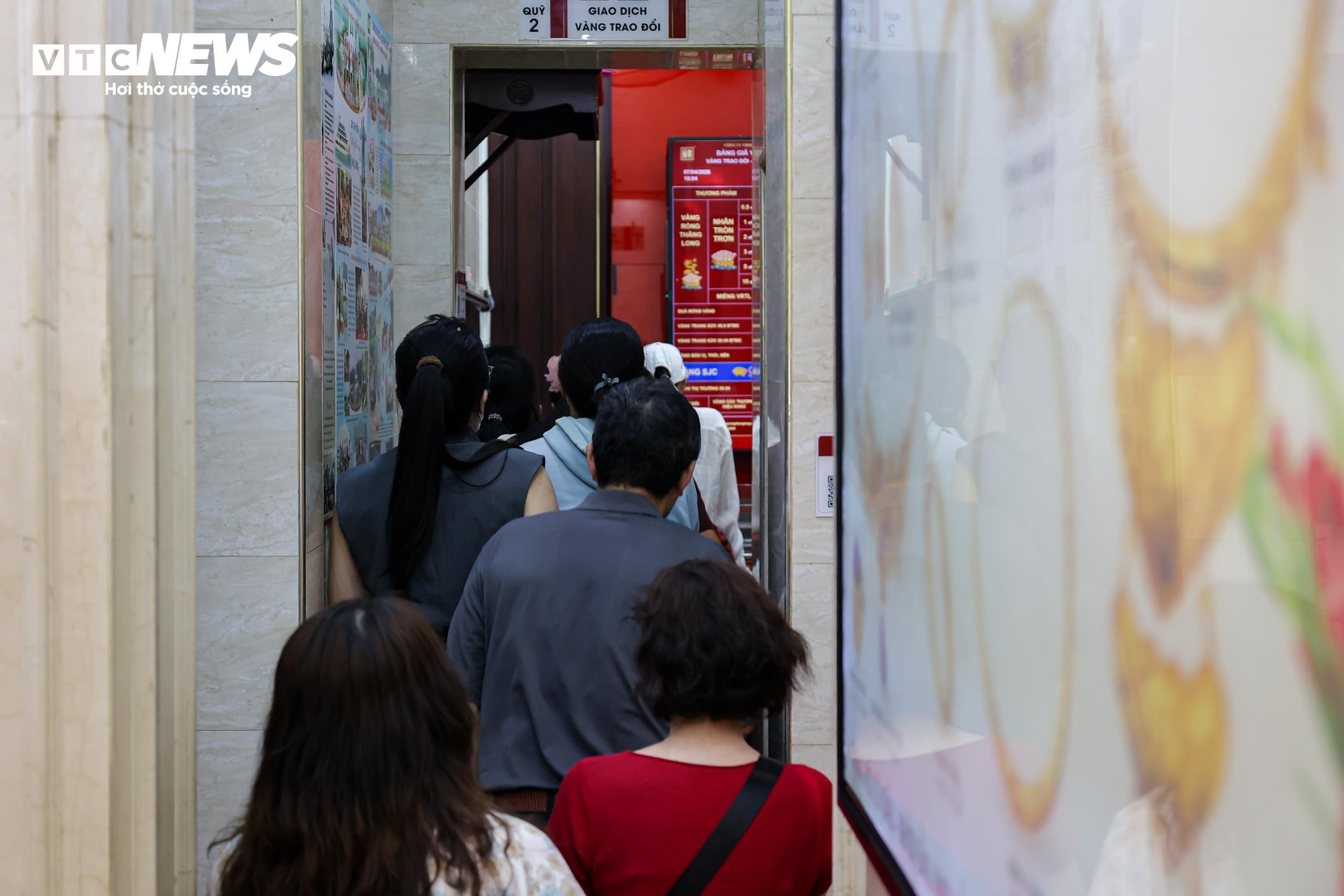 Bao Tin Minh Chau anh 4