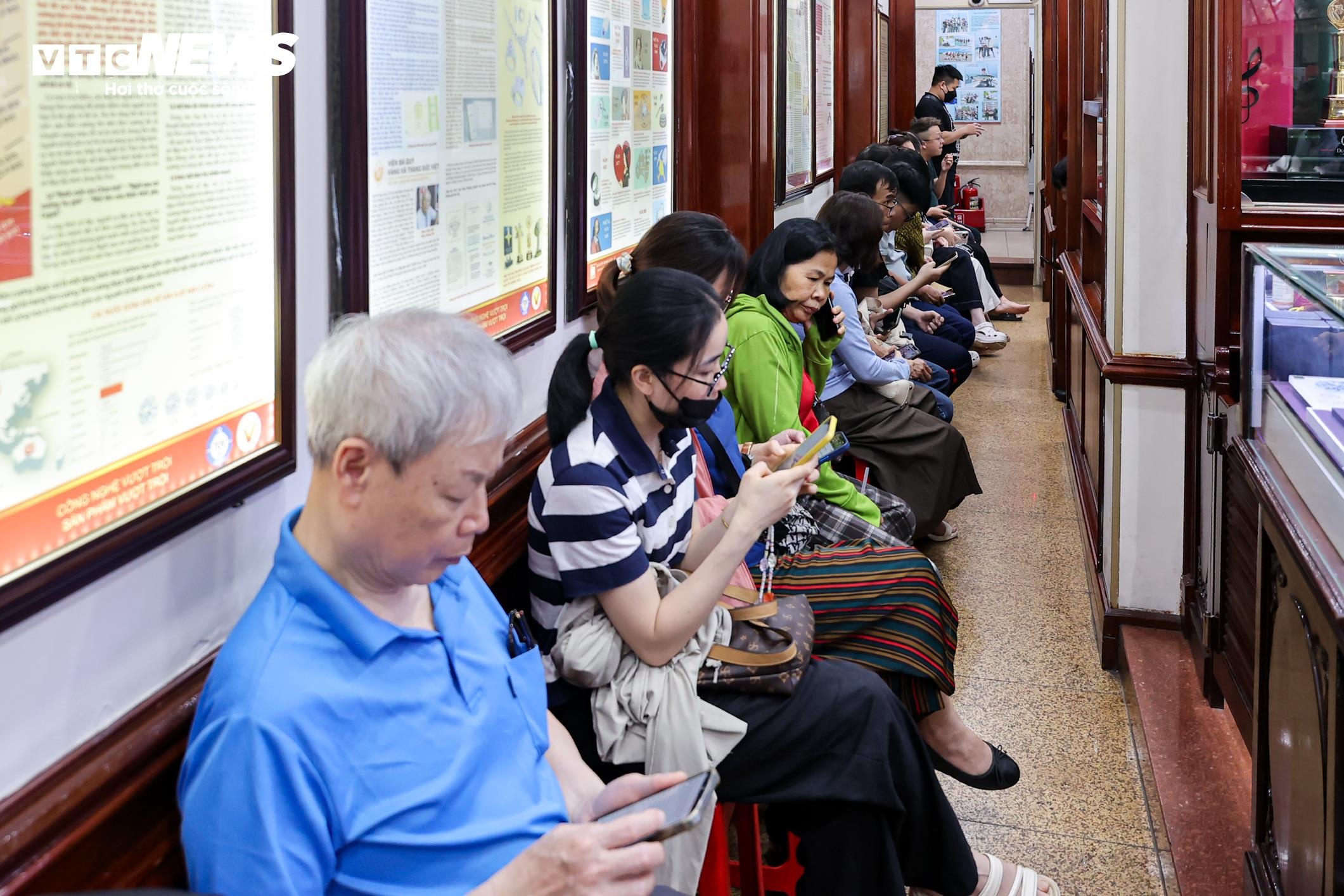 Bao Tin Minh Chau anh 9