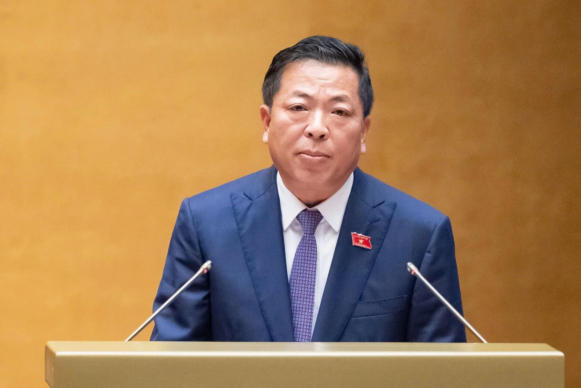 Bo truong Xay dung: Uu tien huy dong tu nhan lam san bay moi hinh anh