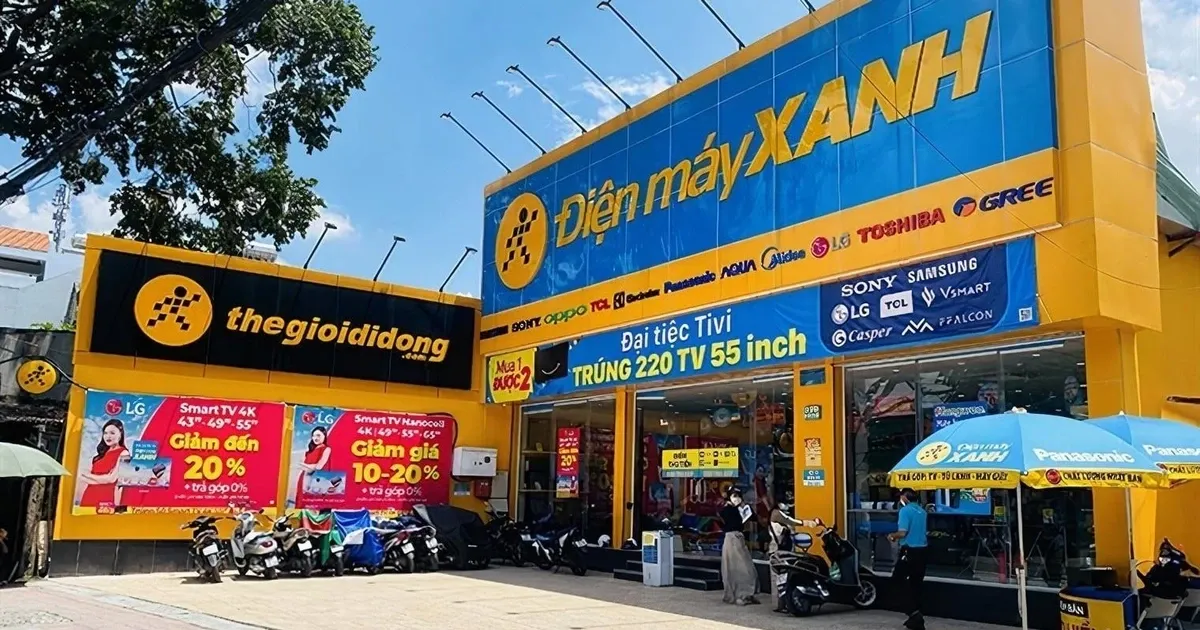 Dua nhau ban co phieu The gioi Di dong hinh anh