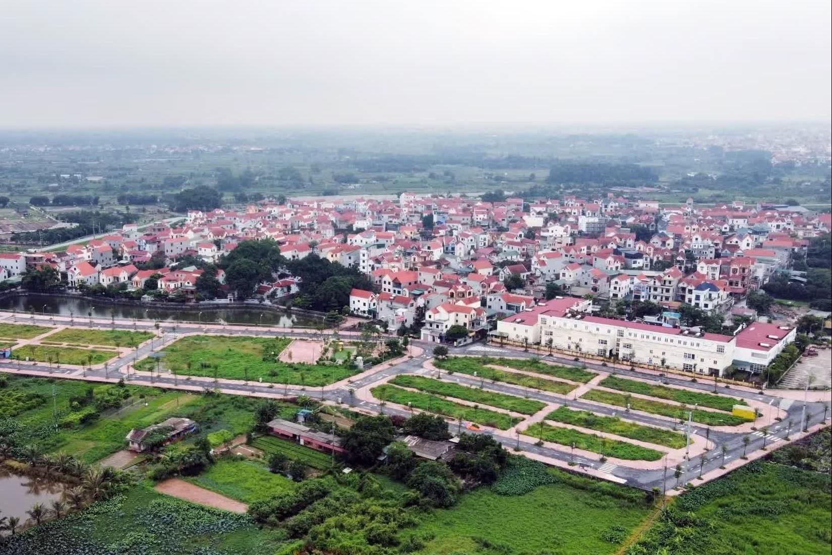 Hon 43 trieu thua dat chua duoc xay dung co so du lieu hinh anh