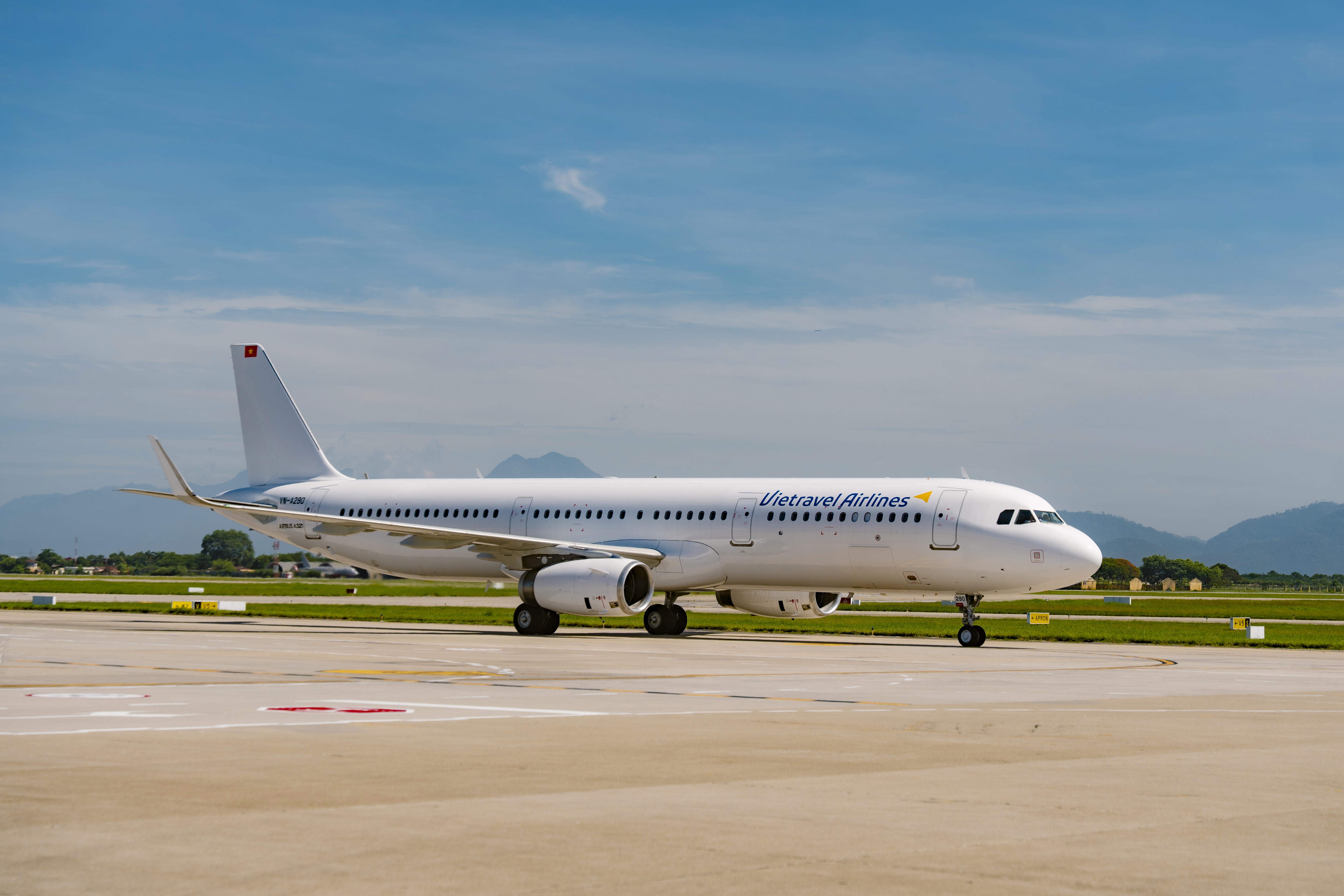 Sun PhuQuoc Airways, Vietravel Airlines tang toc mo rong doi bay hinh anh