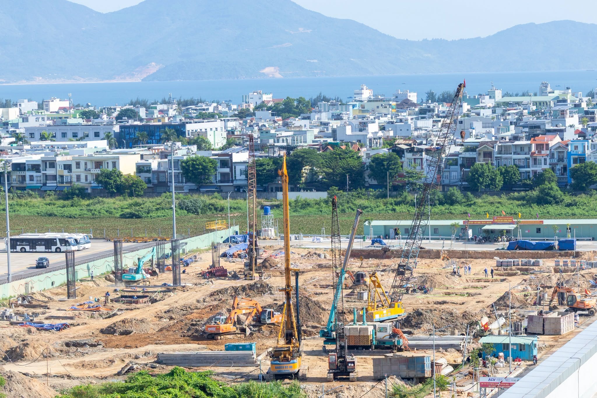 Du an nha ga hang hoa hon 600 ty o san bay Da Nang tang toc ve dich hinh anh