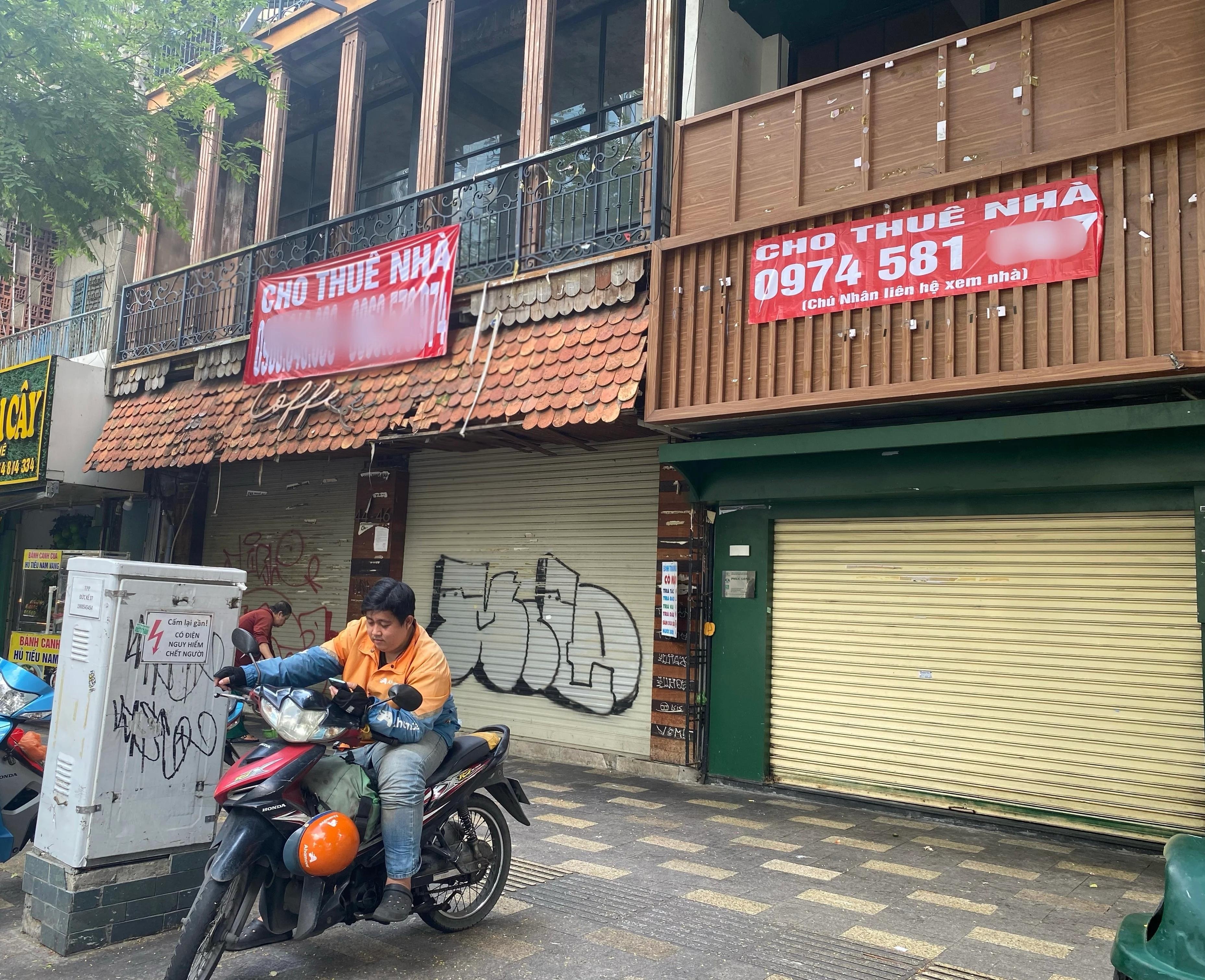 nh&agrave;  ảnh 1