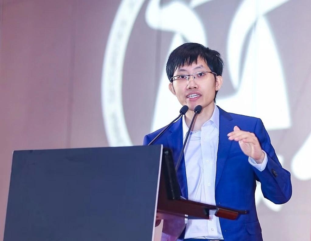 Nhà sáng lập DeepSeek trở thành tỷ phú AI giàu nhất thế giới