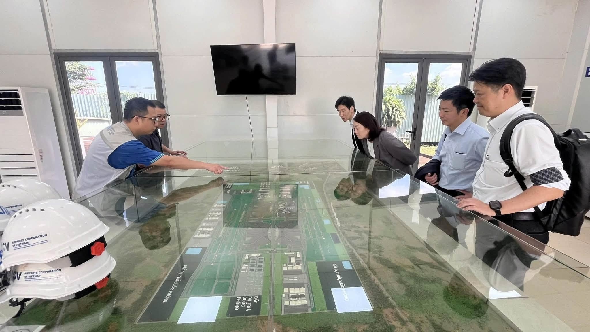 Hãng bay lớn của Nhật, Hàn khảo sát sân bay Long Thành