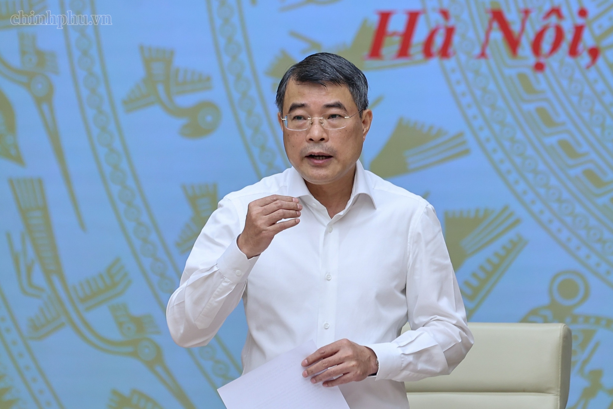 Thủ tướng: Ngân hàng phải giảm lãi suất cho vay thực chất