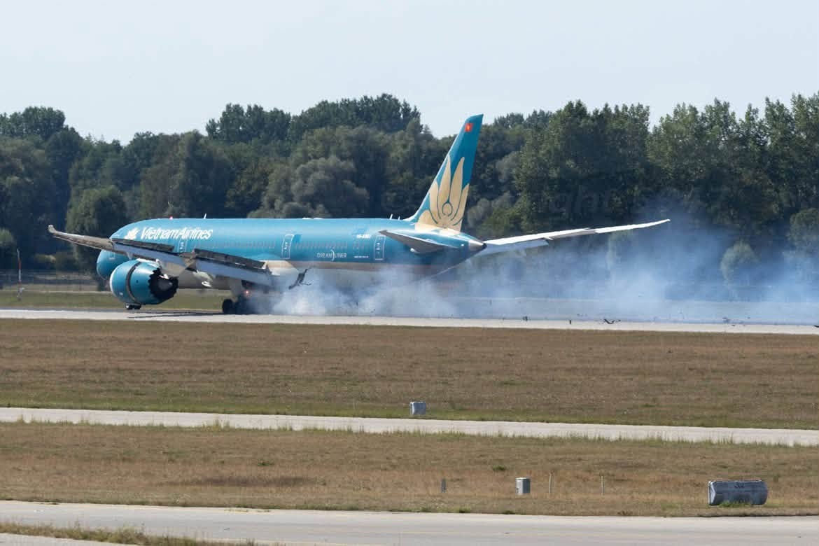 Bộ Xây dựng yêu cầu phối hợp điều tra sự cố Vietnam Airlines ở Munich