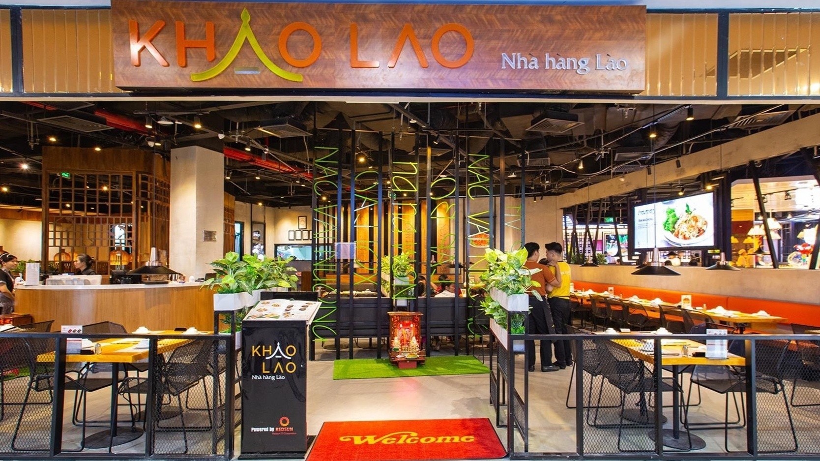 Một chuỗi nhà hàng đóng hàng loạt chi nhánh