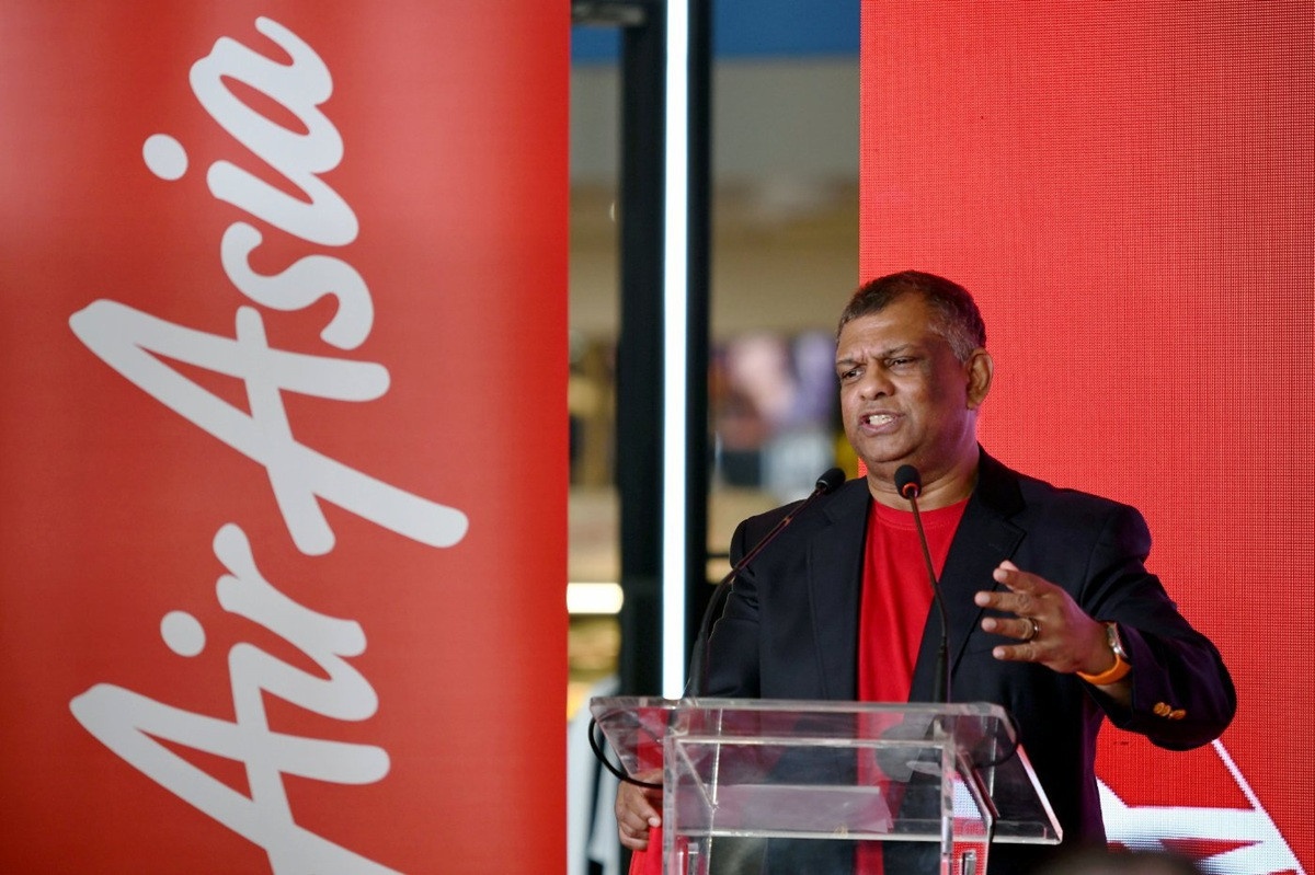 CEO AirAsia bác tin đồn cần huy động 3 tỷ USD