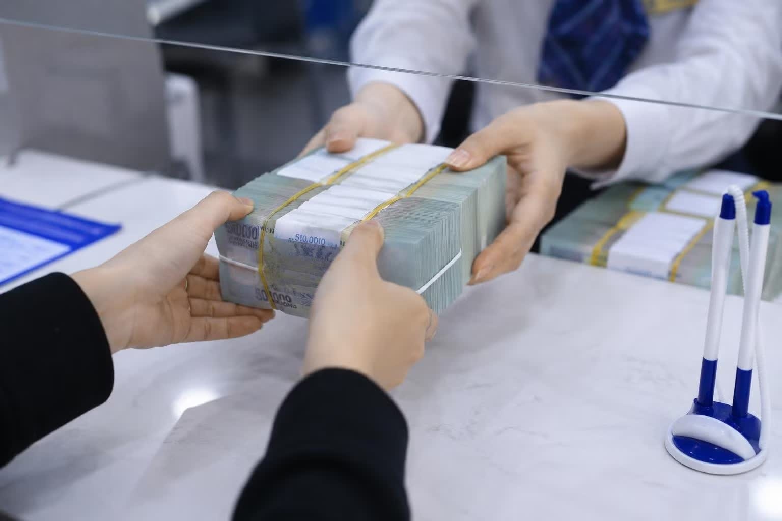 Xử lý lợi ích nhóm, cho vay 'sân sau' thế nào?