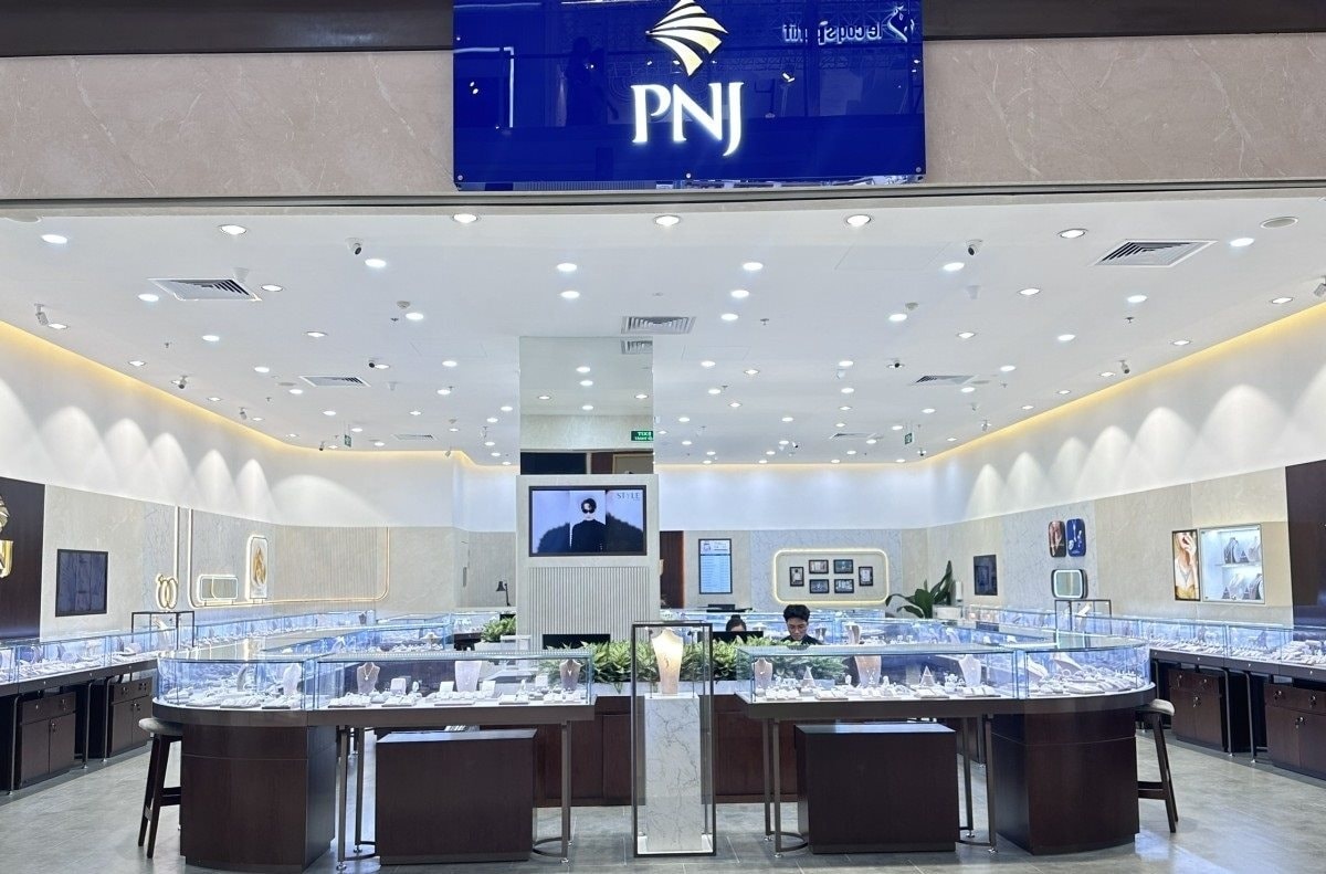 PNJ tái cấu trúc