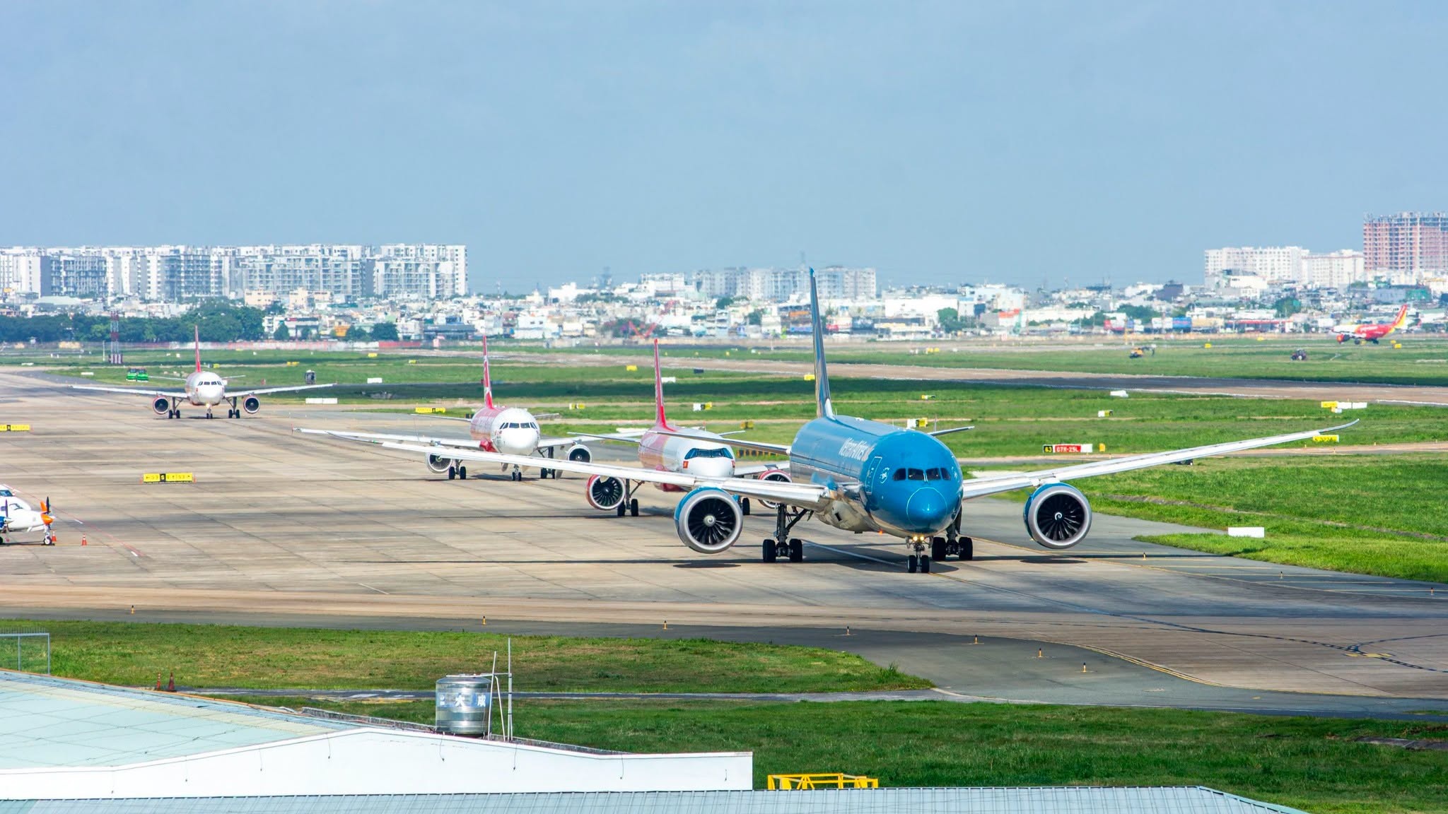 Hãng ngoại vẫn áp đảo hãng Việt ở đường bay quốc tế
