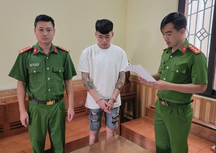 Thanh niên chém người. ảnh 1 Thanh nien chem nguoi. anh 1