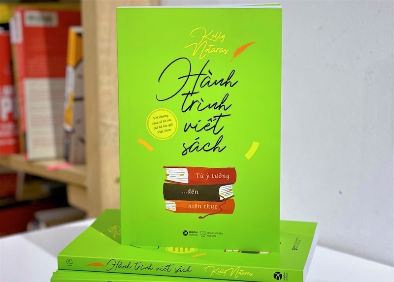 'Hanh trinh viet sach: Tu y tuong den hien thuc' hinh anh