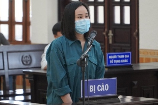 Ninh Thi Van Anh hau toa, ngoai hinh thay doi gay chu y hinh anh
