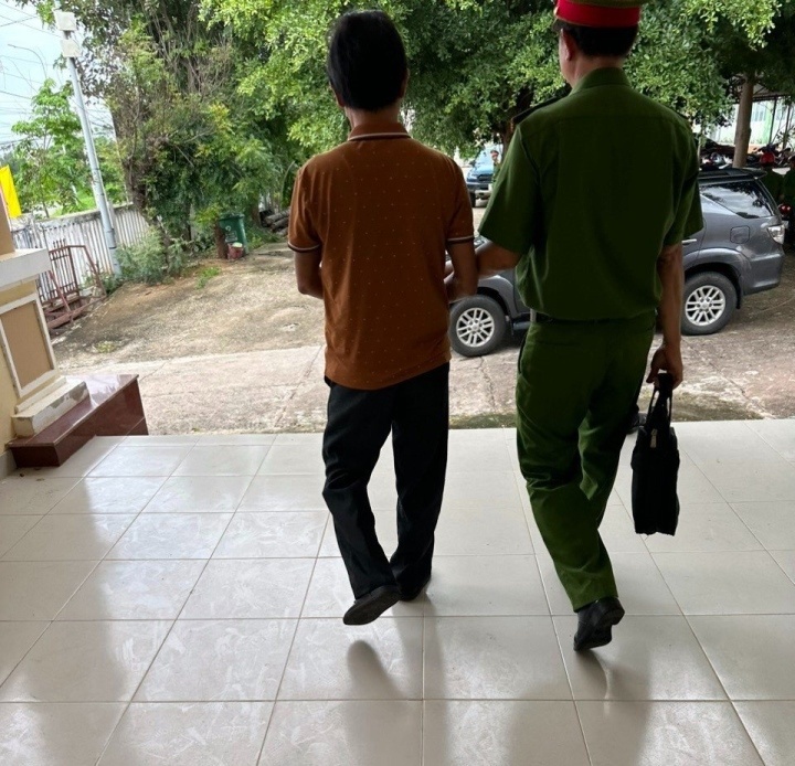 Bắt giam,  thủ tục đầu tư,  nghiệm thu khống. ảnh 1 Bat giam,  thu tuc dau tu,  nghiem thu khong. anh 1