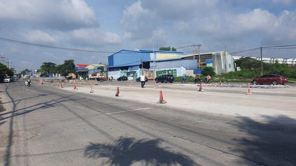 Thao do tram thu phi BOT tren quoc lo 1K hinh anh