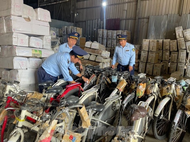 Quan ly thi truong,  my pham,  do choi kich duc,  dung cu gia dinh. anh 1