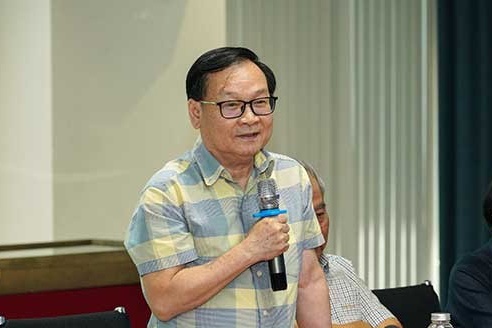 Sach noi dia chiem linh thi truong van hoc thieu nhi hinh anh