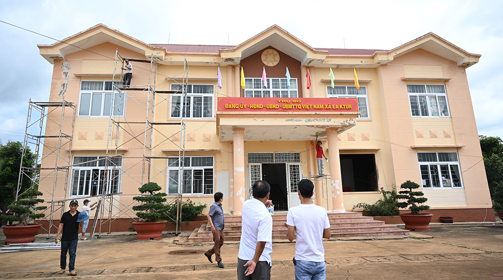 Huyen Cu Kuin,  lay loi khai,  vai tro. anh 2