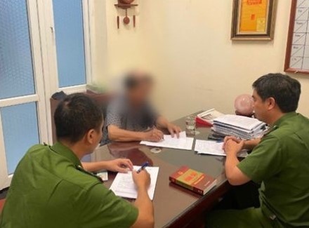 Bi phat 7,5 trieu dong vi tung tin don ve vu viec tai Dak Lak hinh anh