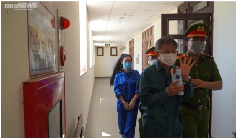 Chiem doat tai san. anh 2