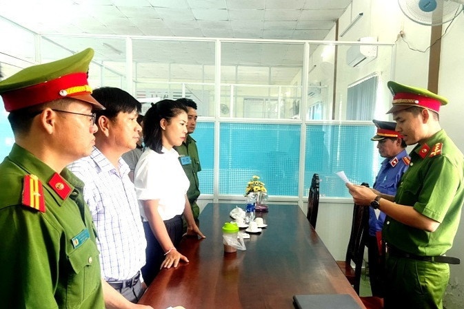 Bat tam giam chu tich Cong ty dang kiem Bach Viet o Phu Yen hinh anh