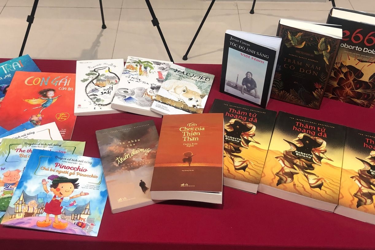 Van hoc tieng Tay Ban Nha va co hoi cho nguoi dich tre hinh anh