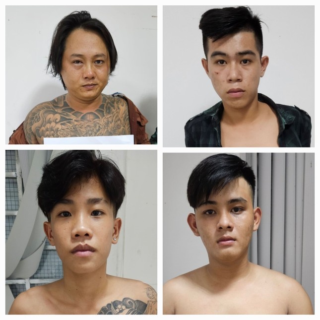 Karaoke,  gay roi. anh 1