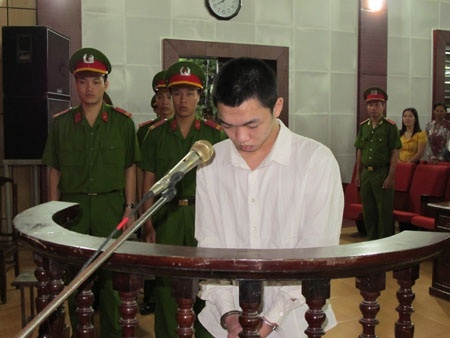 Giet nguoi yeu dang mang thai vi... khong muon cuoi hinh anh