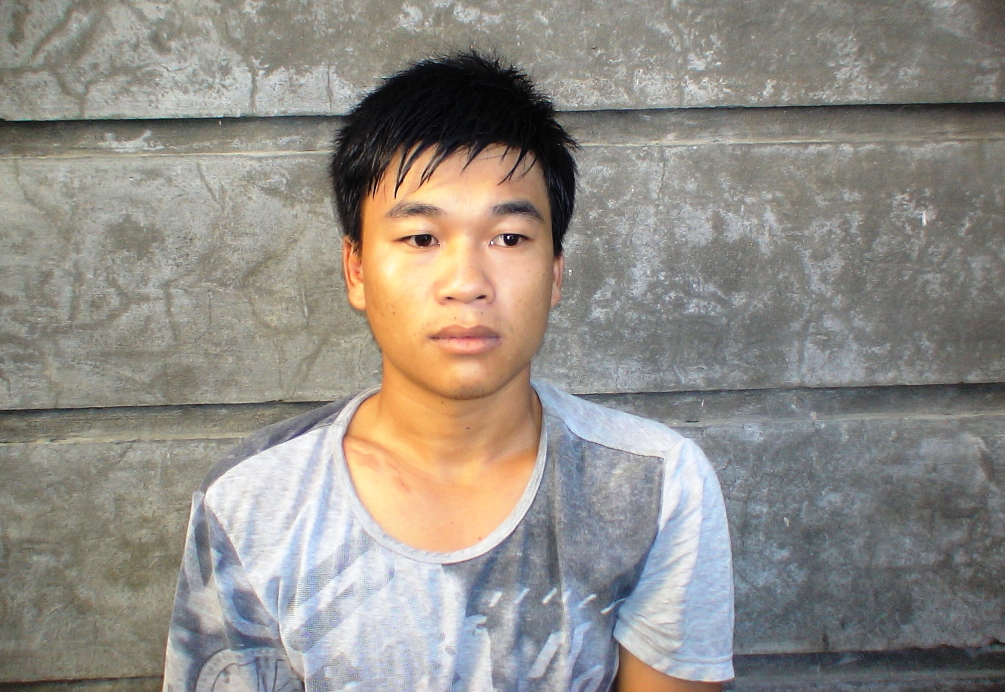 9X lam 'chuyen ay' voi be gai 11 tuoi ngay tai nha hinh anh