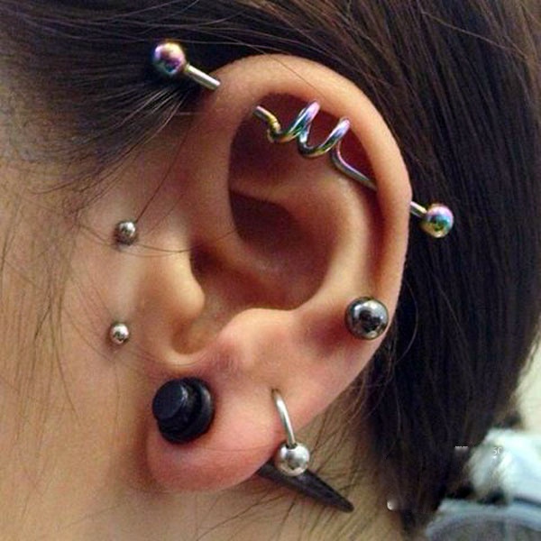 Thu hanh xac xo luoi, nong tai trong gioi tre hinh anh