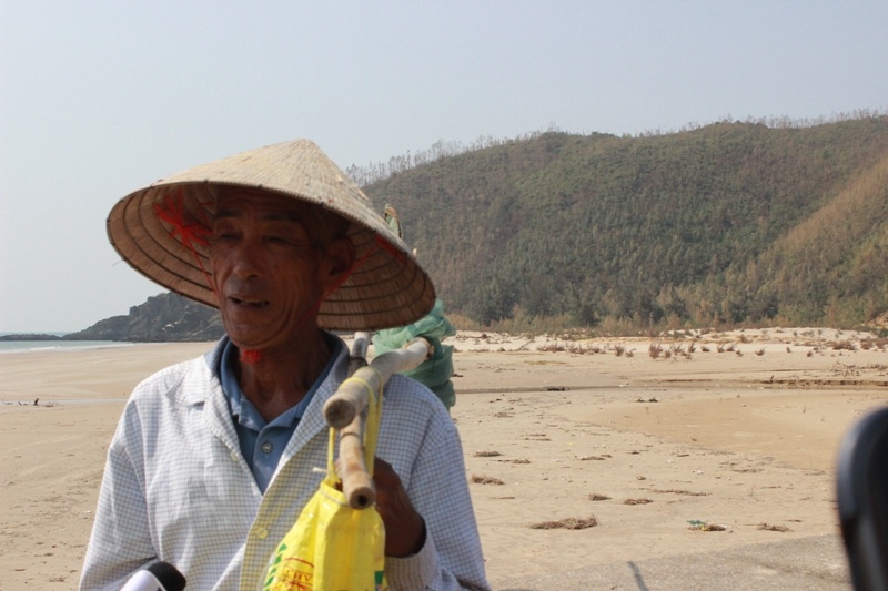 Nguoi dan Vung Chua nen long cho thi hai Dai tuong hinh anh