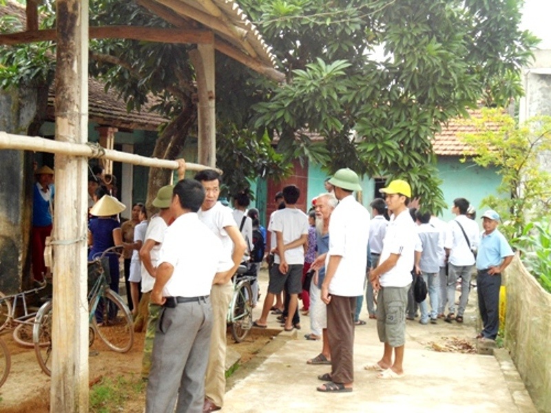 Nghi an con trai sat hai bo tai nha rieng hinh anh