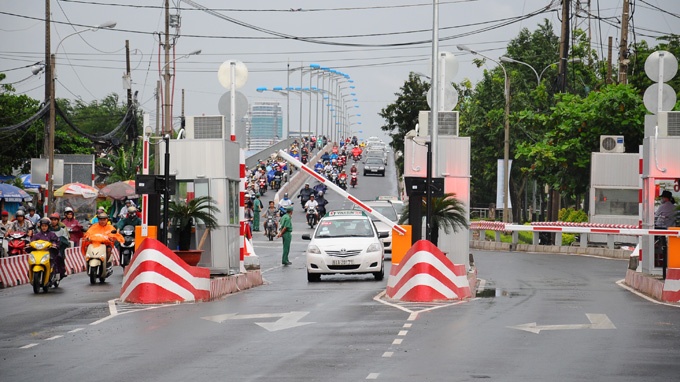Tang phi qua Xa lo Ha Noi, cau Binh Trieu tu 1/1/2014? hinh anh