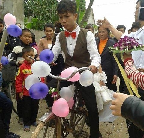 Clip ruoc dau bang xe dap ca tang o Nghe An hinh anh