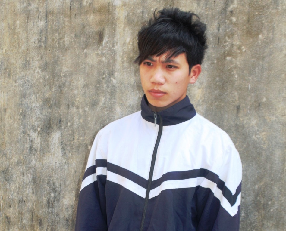 Nghi pham dam roi hiep thieu nu dang ngu say bi bat hinh anh