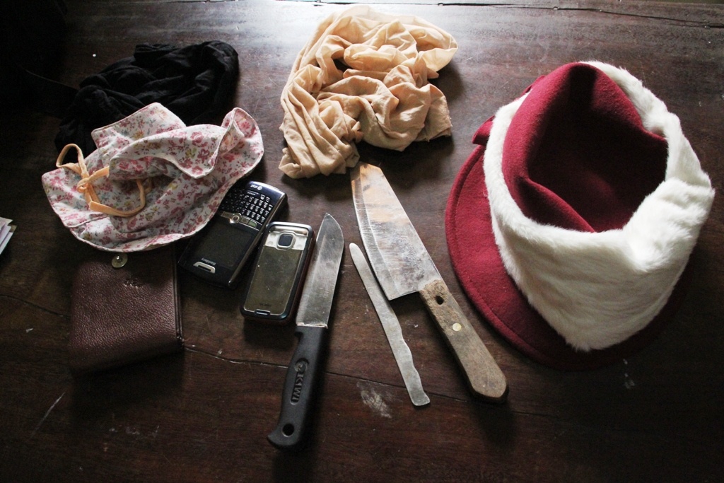 Doa lot do nu giao vien, quay clip de tung len mang hinh anh