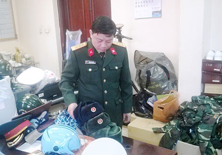 Lan dau tien cap mu long cho bo doi vung ret dam hinh anh