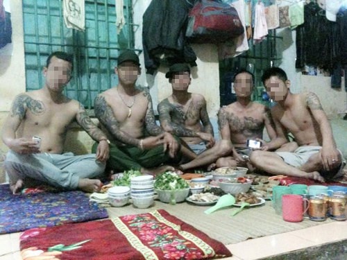 Tuong Oanh noi gi ve vu 'dai tiec trong trai cai tao'? hinh anh