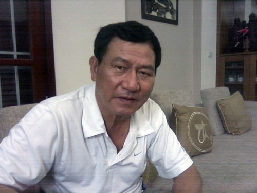 Tuong Pham Tuan: 'Khong co chuyen may bay chuyen huong' hinh anh