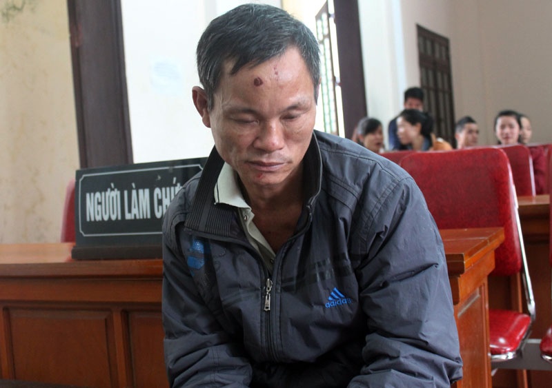 Sat hai chu nha vi bi doi no 100.000 dong hinh anh