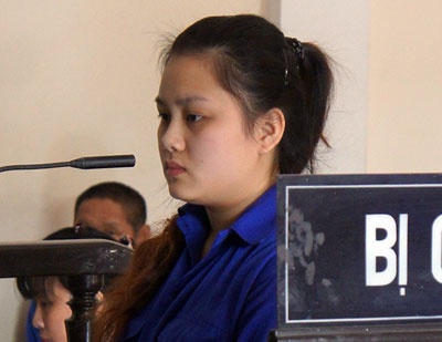 Kieu nu vao tu cung me hinh anh