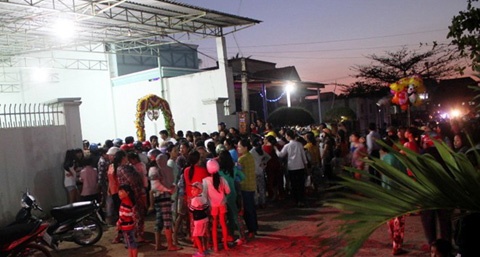 Lua vo ly hon de cuoi nguoi khac hinh anh