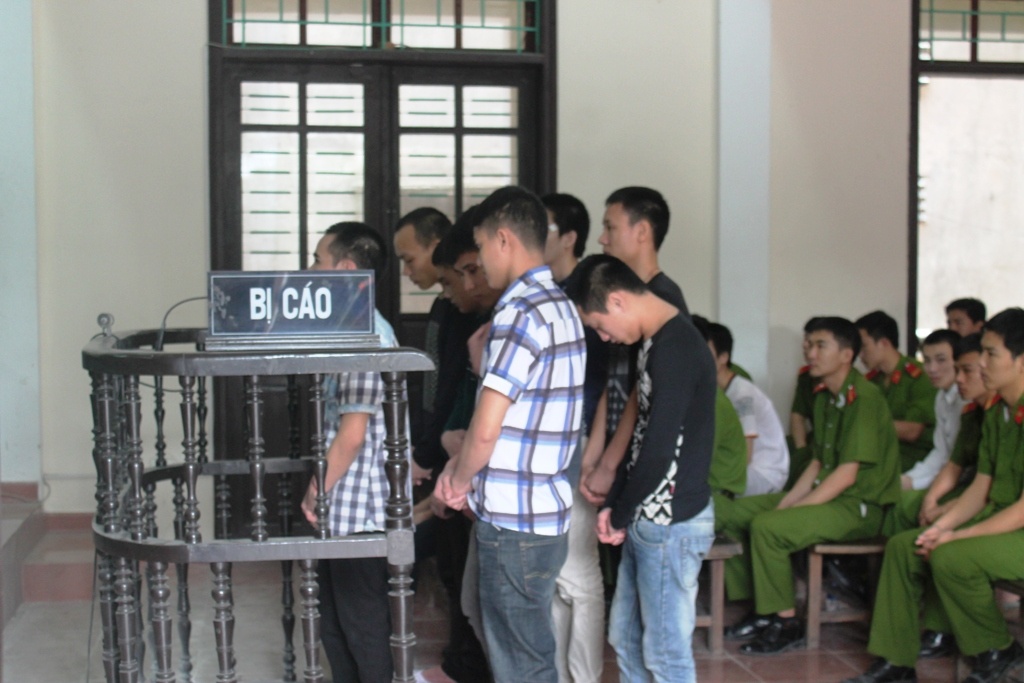 Các bị cáo tại tòa.