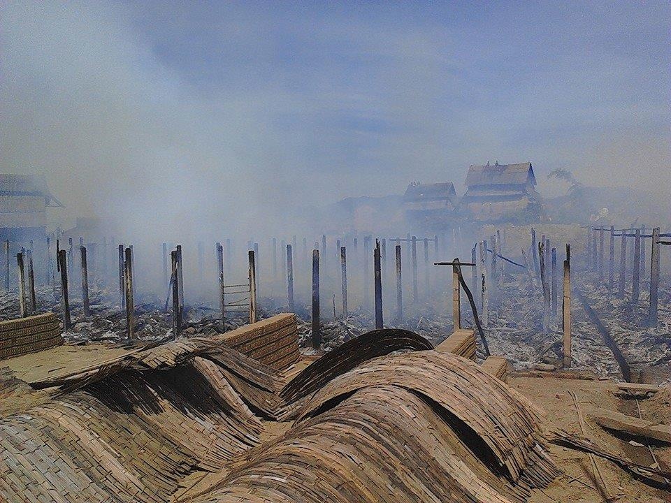 Chay rung, chay lang nghe o Nghe An trong nang nong hinh anh