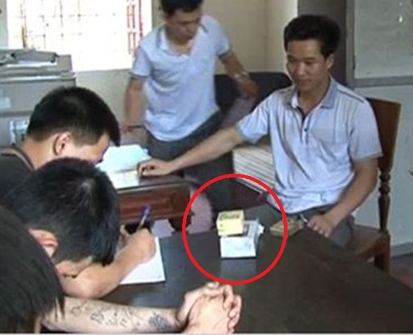 Ma túy được giấu trong hộp sữa và hộp điện thoại di động.