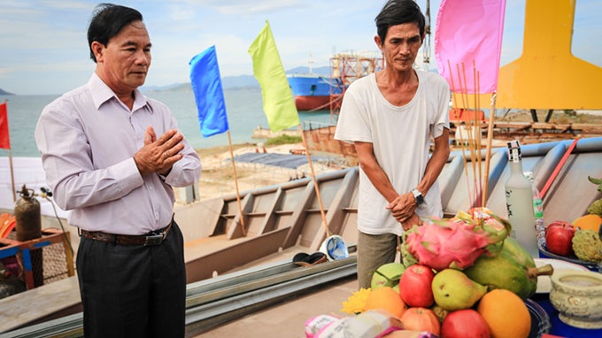 Tàu cá vỏ thép Sang Fish 01 có chiều dài 25,21m, rộng 7,8m và cao 3,6m. Độ mớn nước thiết kế 2,27m. Lượng chiếm nước 181,3 tấn. Vận tốc lớn nhất lên đến 11 hải lý/giờ. Máy chính có công suất 750 Hp (mã lực). Ngoài ra, trên tàu có 6 khoang chính, có chứa 60 tấn thủy sản.